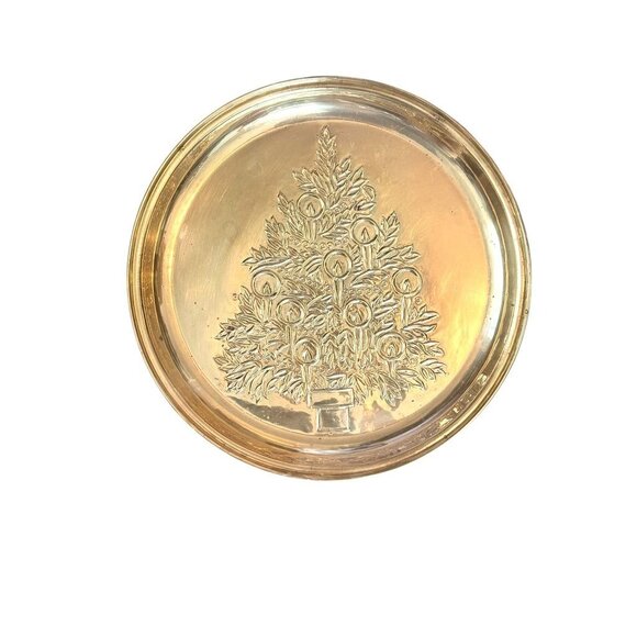 Vintage Brass Christmas Tree Embossed Round Serving Tray 13" - Picture 1 of 6